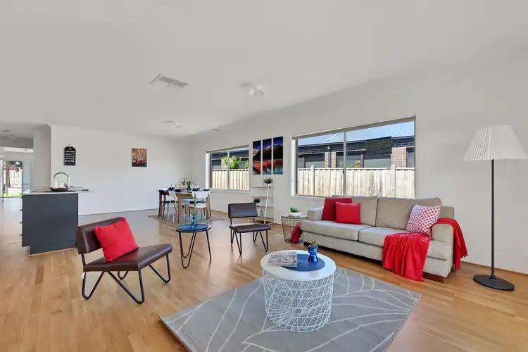 9 Evolve Esplanade, Wollert VIC 3750