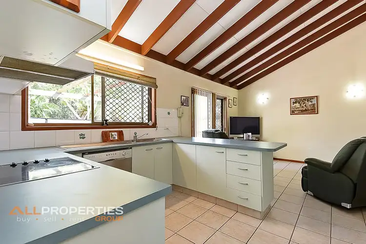 Fifth view of Homely house listing, 8 ESTRAMINA ROAD, Regents Park QLD 4118