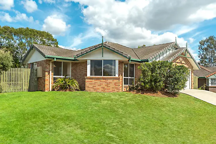 6 Holliday Drive, Edens Landing QLD 4207