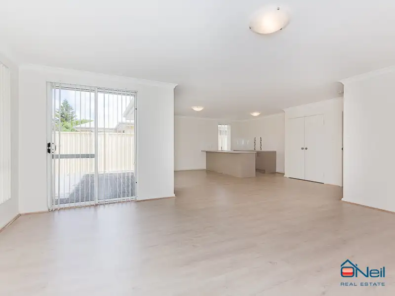 Main view of Homely house listing, Unit 4 / 113 Owtram Road, Armadale WA 6112