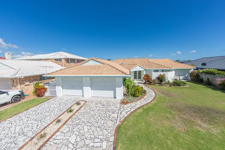 42 Constellation Court, Newport QLD 4020