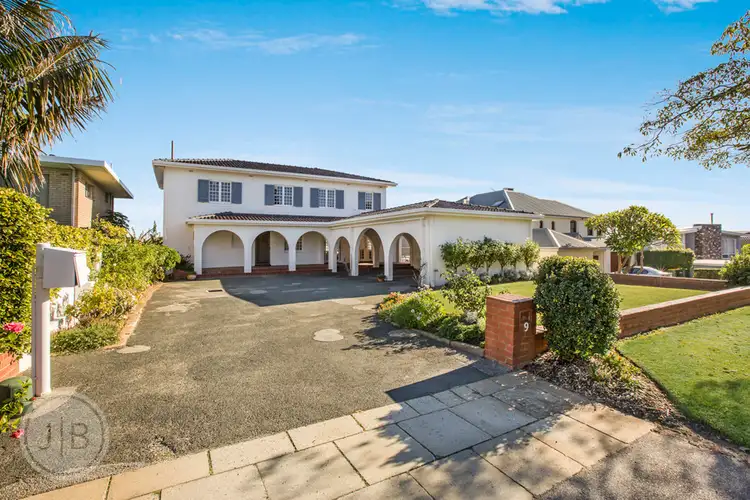 9 Success Crescent, Salter Point WA 6152