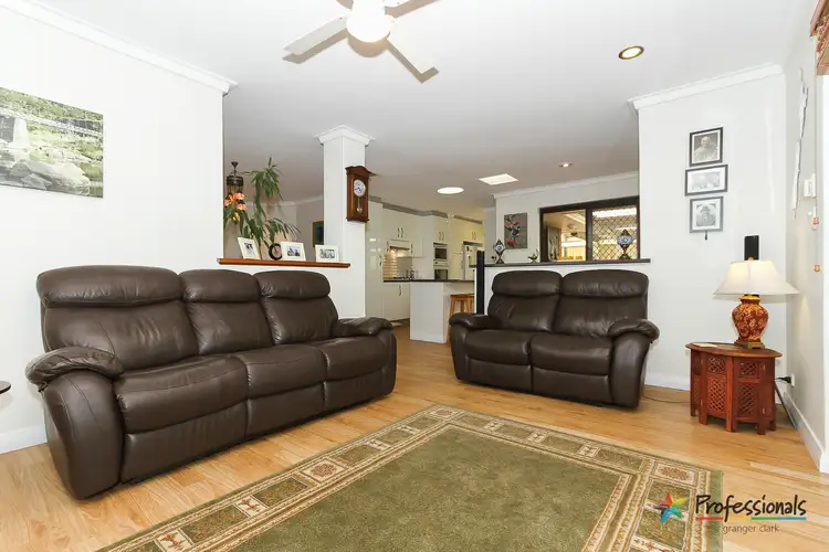 26 Le Grand Gardens, Marangaroo WA 6064