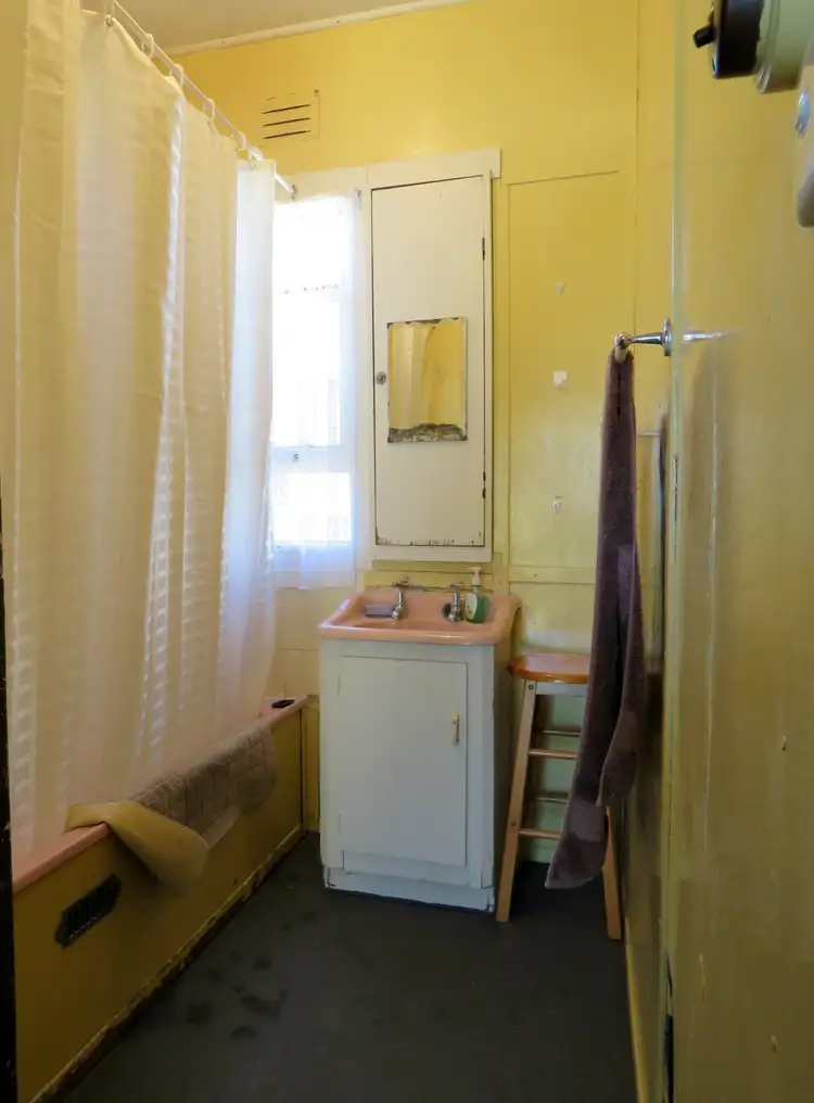 Sixth view of Homely house listing, 489 Alldis Avenue, Lavington NSW 2641
