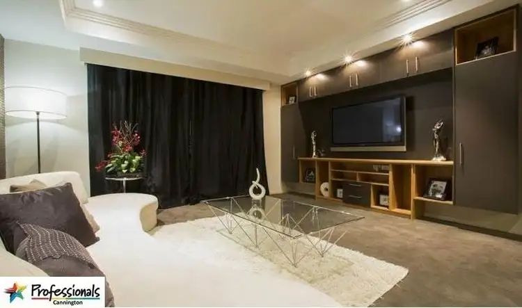 Seventh view of Homely house listing, 20 Romano Cres, Iluka WA 6028