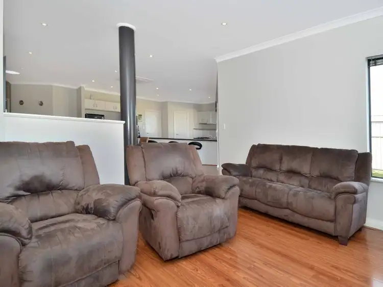 Sixth view of Homely house listing, 9 Elaray Way, Lange WA 6330