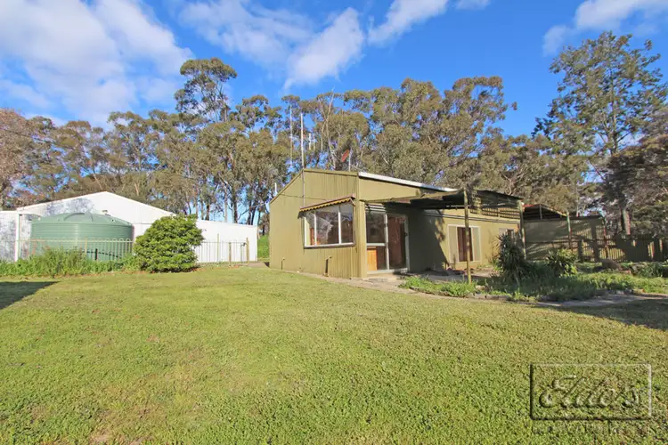 Second view of Homely house listing, 32 Racecourse Road, Epsom VIC 3551