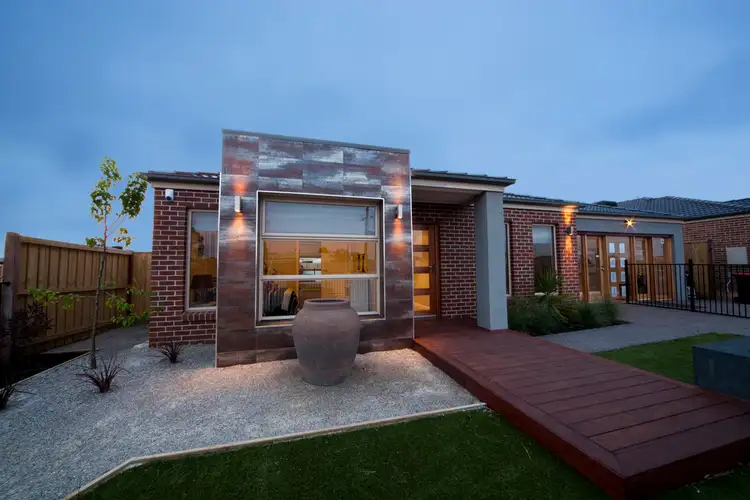 215 Bulmans Road, Melton West VIC 3337