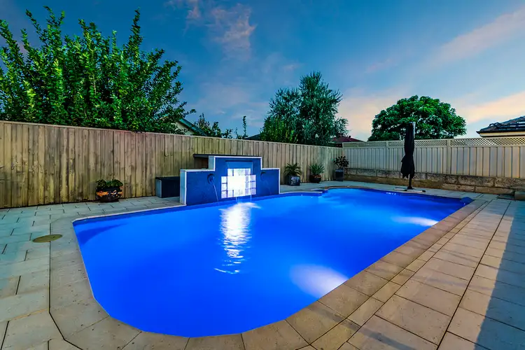 20 Samphire Road, Canning Vale WA 6155