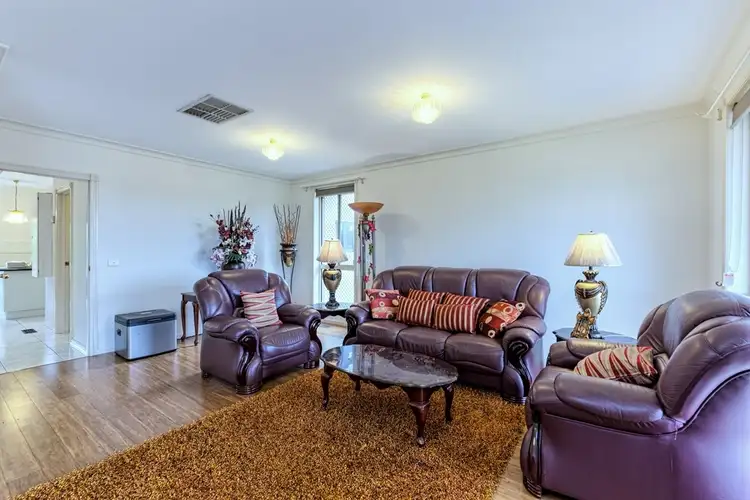 Fourth view of Homely house listing, 9 Daffodil Court, Endeavour Hills VIC 3802