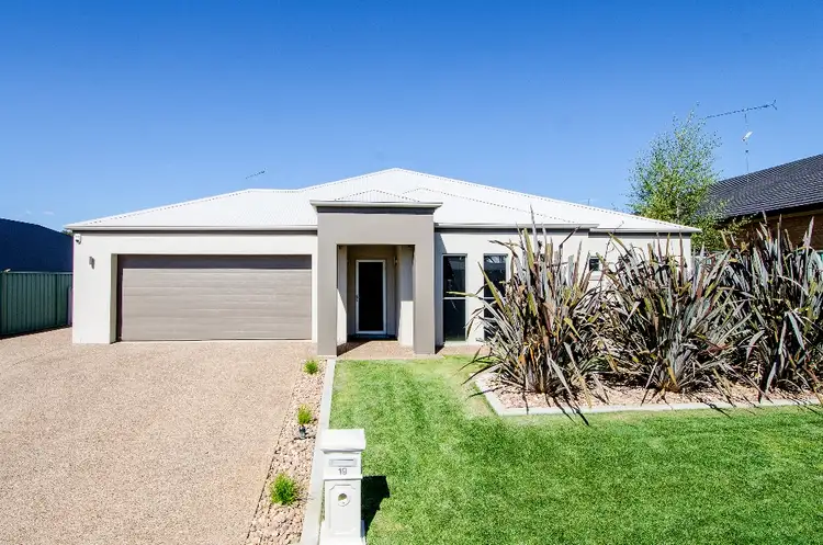 19 St Martins Drive, Mount Gambier SA 5290