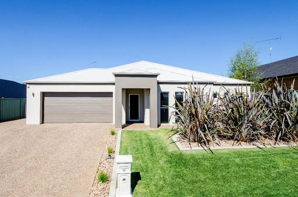Main view of Homely house listing, 19 St Martins Drive, Mount Gambier SA 5290