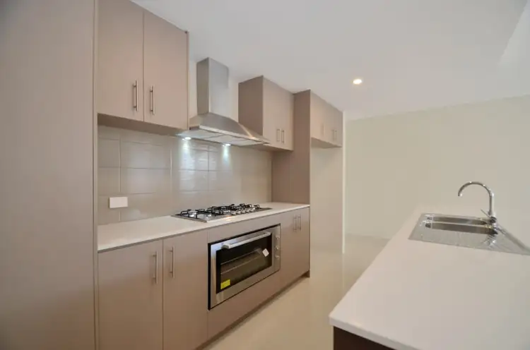 118C Thomas Street, Queens Park WA 6107