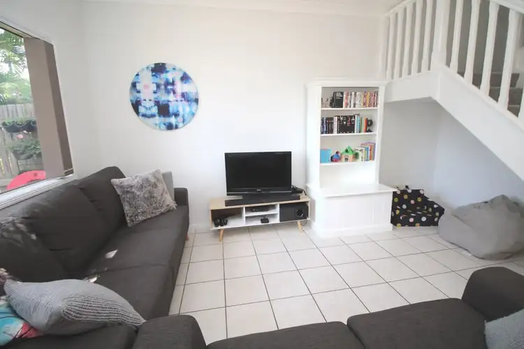 Fifth view of Homely townhouse listing, 9/11-13 China Street, Mundingburra QLD 4812