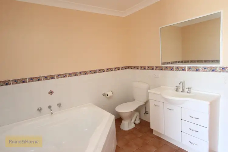 Sixth view of Homely house listing, 8 Clifton Court, Kelso NSW 2795