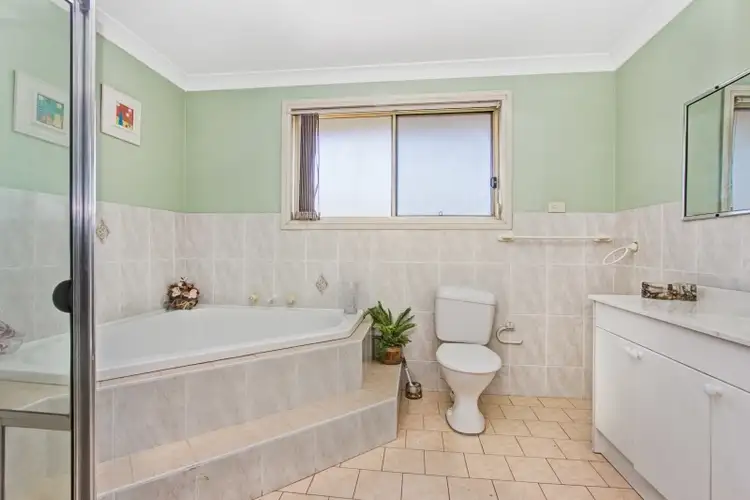 Sixth view of Homely house listing, 21 Axford Place, Fairfield West NSW 2165
