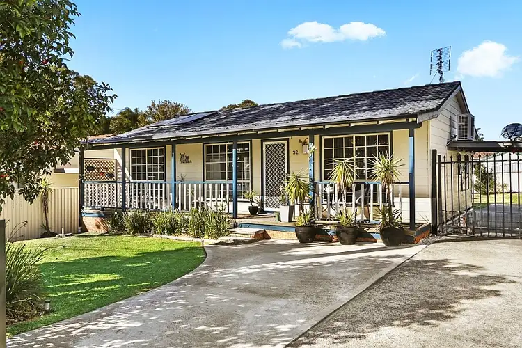 32 Goorama Avenue, San Remo NSW 2262