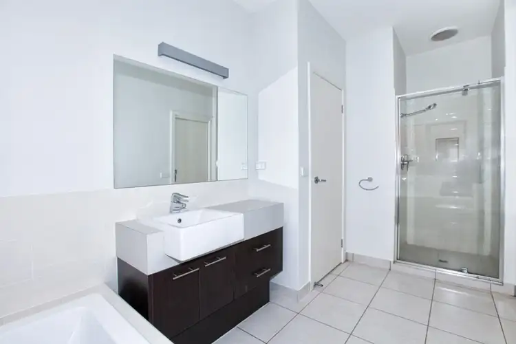 Sixth view of Homely house listing, 9 Applewood way, Craigieburn VIC 3064