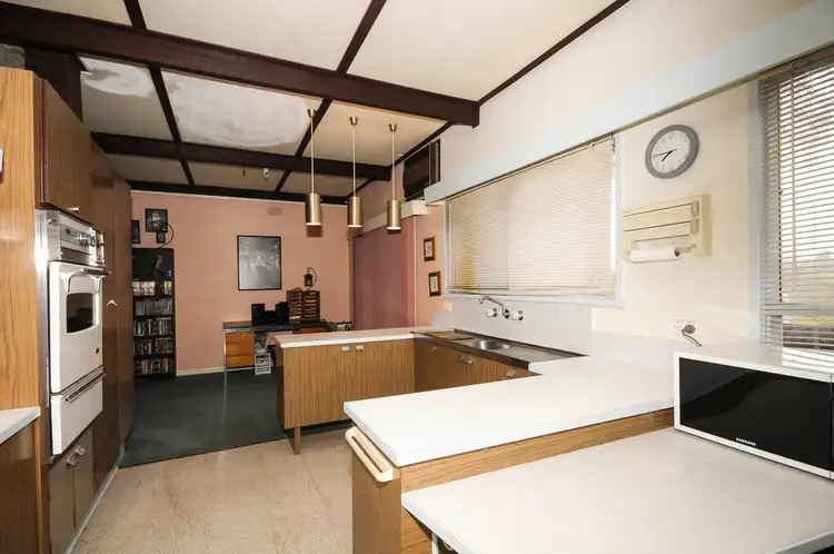 Seventh view of Homely house listing, 5 Hyton Crescent, Croydon VIC 3136