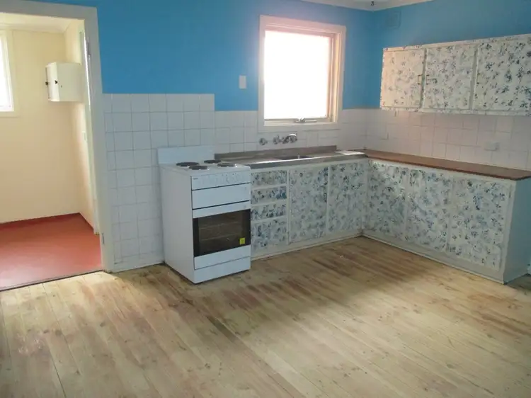 Third view of Homely house listing, 5 Laura Street, Murray Bridge SA 5253