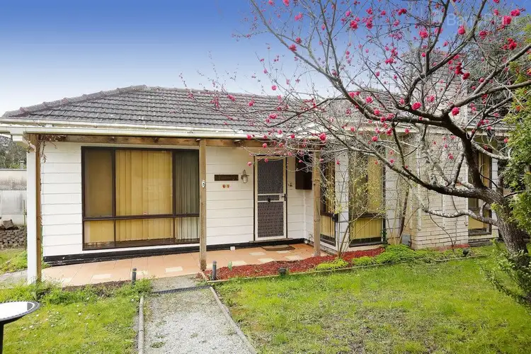 61 Timms Avenue