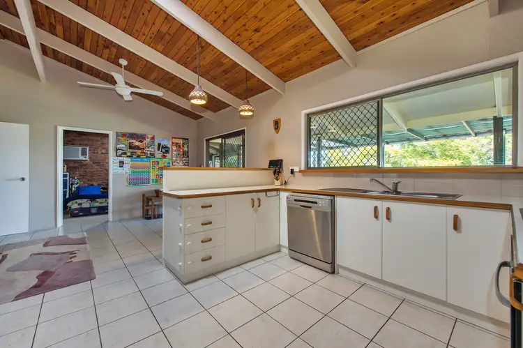 Sixth view of Homely house listing, 18 HIGHVIEW TERRACE, Daisy Hill QLD 4127