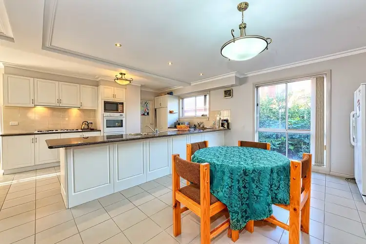 Sixth view of Homely house listing, 8 Erica Close, Endeavour Hills VIC 3802