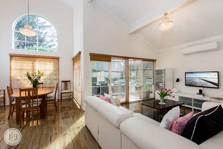 4/122 Mary Street, Como WA 6152