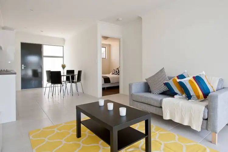 Number 6/129 Briggs Street, Kewdale WA 6105