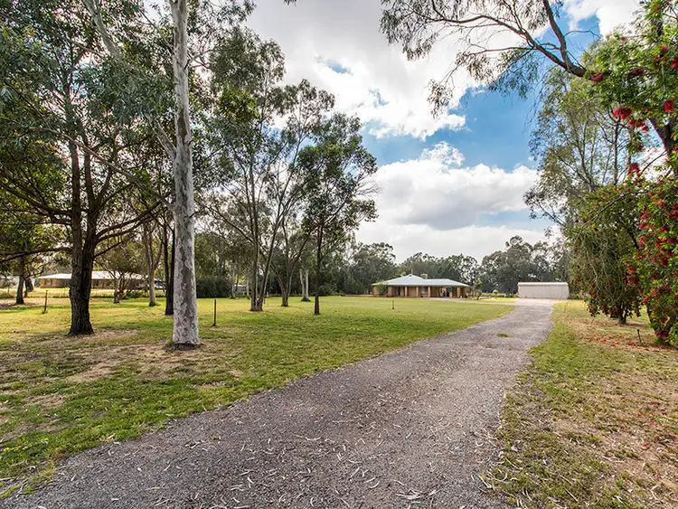 66 Byford Meadows Drive, Oakford WA 6121