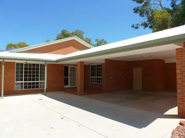 13 The Links, Desert Springs NT 870