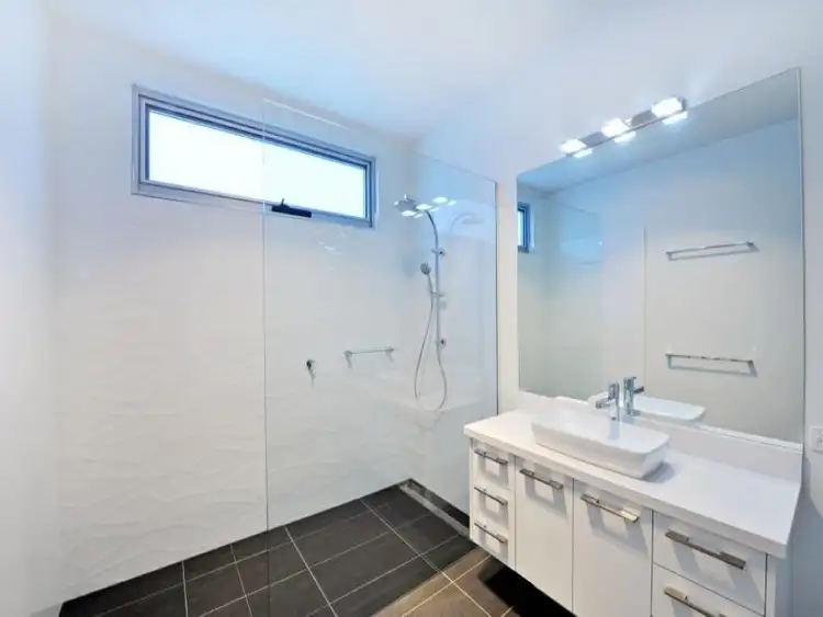 Sixth view of Homely house listing, 9 Norton Avenue, Shepparton VIC 3630