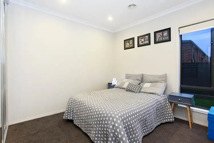 Seventh view of Homely house listing, 93 Bridgehaven Drive, Craigieburn VIC 3064