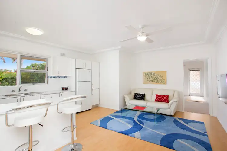 Main view of Homely unit listing, 9/76 Dee Why Parade, Dee Why NSW 2099