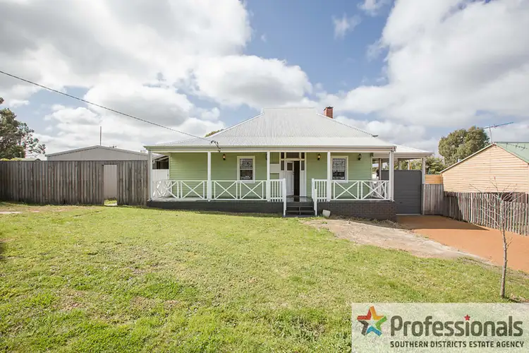 Main view of Homely house listing, 10 Hawthorne Avenue, Collie WA 6225