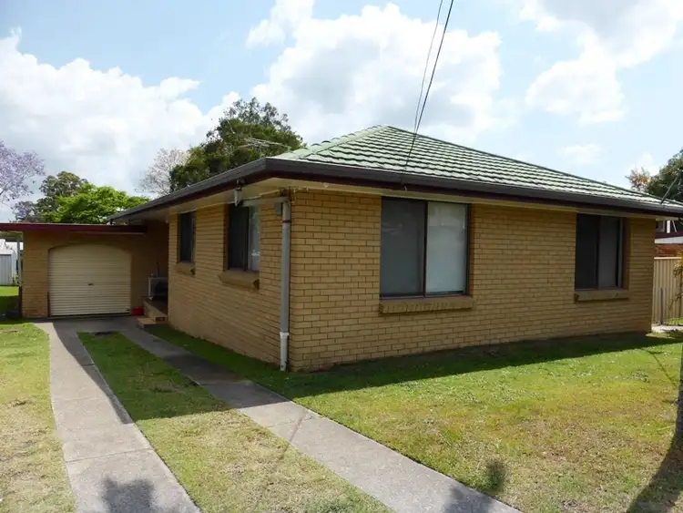 30 Meadow Cres, Beenleigh QLD 4207