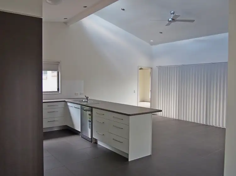 2/10 Gold Leaf Cres, Murwillumbah NSW 2484