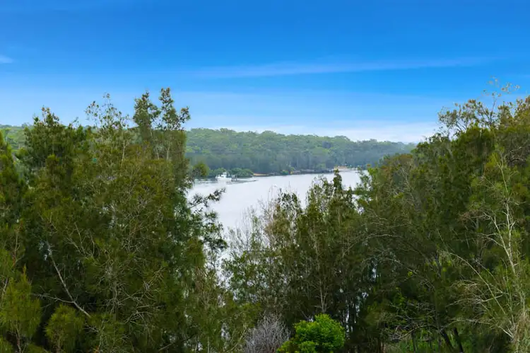 806a Henry Lawson Drive, Picnic Point NSW 2213