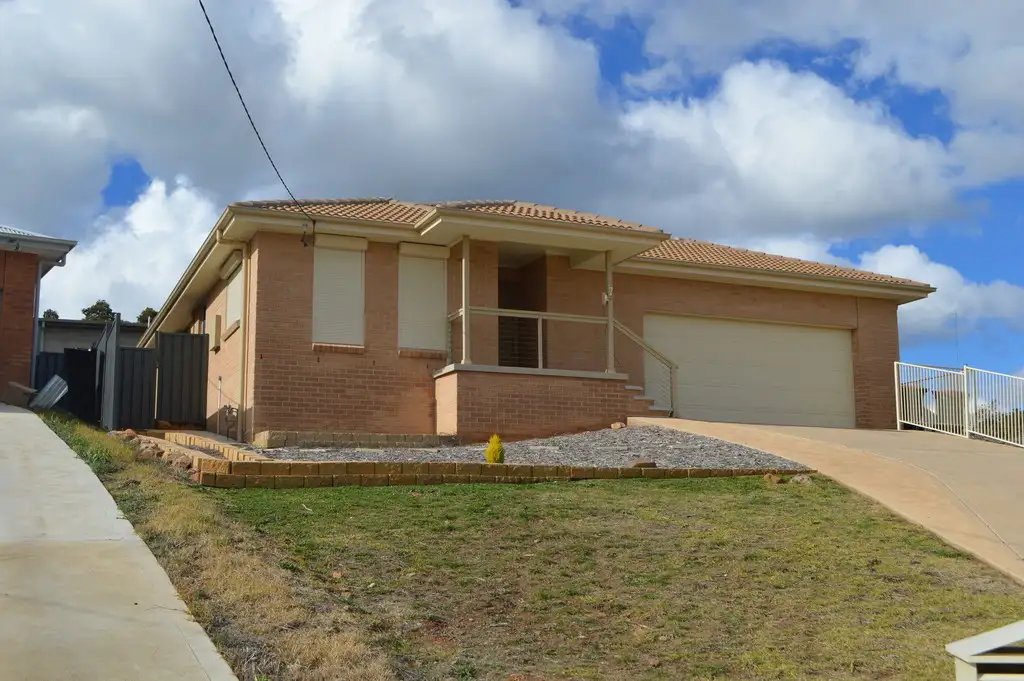 Main view of Homely house listing, 7 Dianella Place, Goulburn NSW 2580