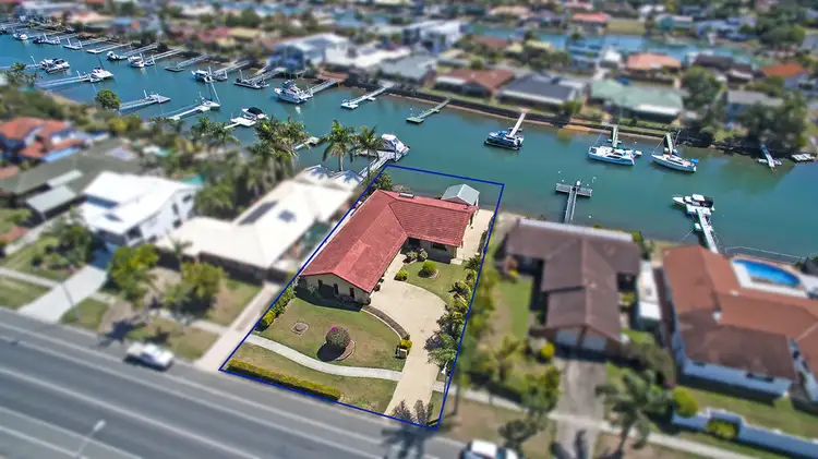 136 Griffith Road, Newport QLD 4020