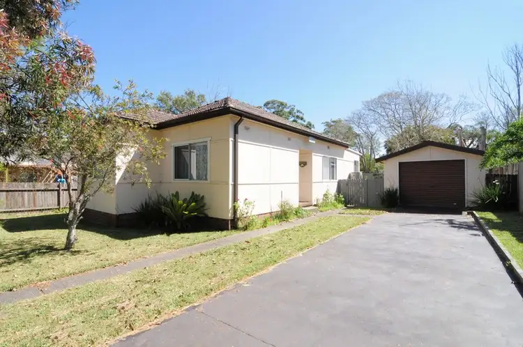1 Renown Avenue, Shoalhaven Heads NSW 2535