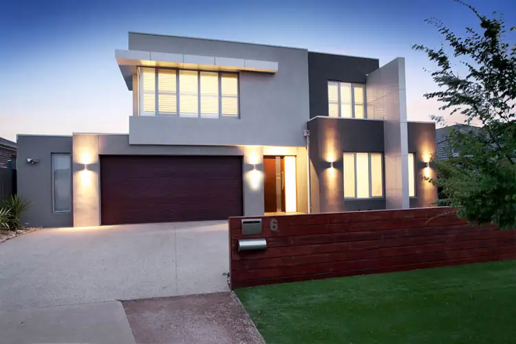 6 Beaufort Parade, Taylors Hill VIC 3037