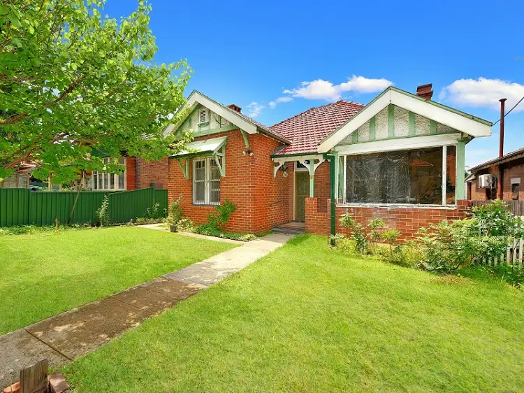 18 Edward Street, Concord NSW 2137
