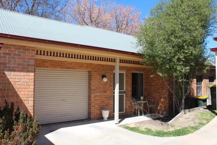 2/359 Rankin Street, Bathurst NSW 2795