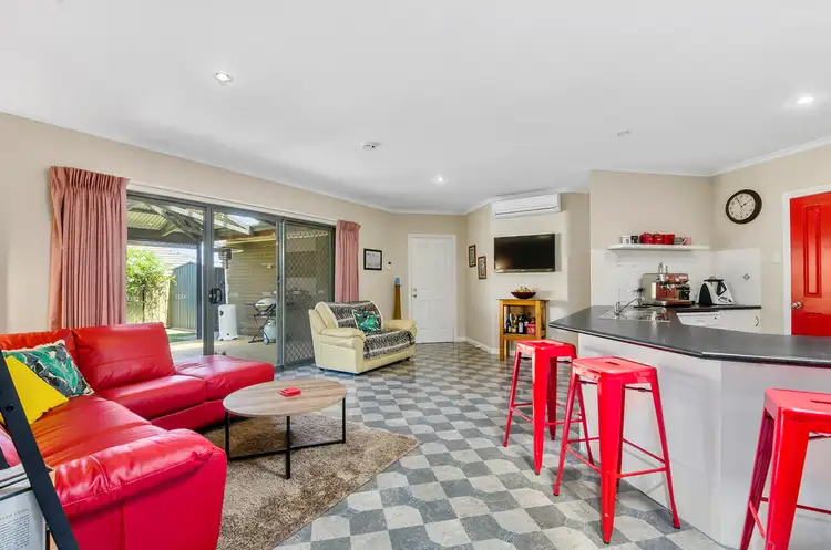 Third view of Homely house listing, 6 Roanoke Court, Mount Gambier SA 5290
