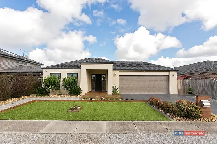 11 Highland Place, Tarneit VIC 3029