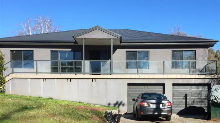 95 Lambie Street, Tumut NSW 2720