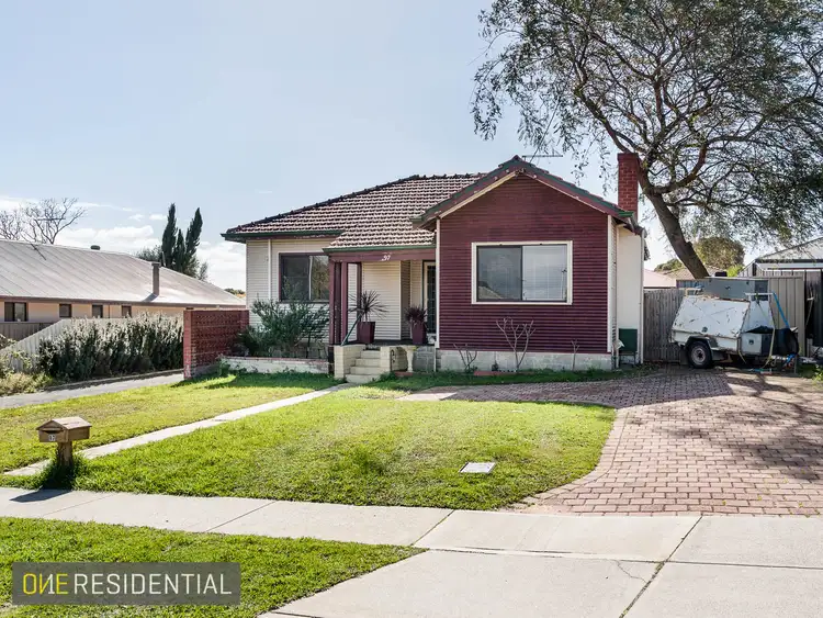 97 Cleopatra Street, Palmyra WA 6157