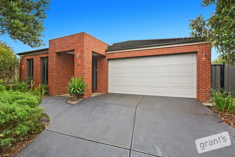 63 Leigh Drive, Pakenham VIC 3810