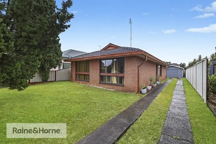 100 Watkin Avenue, Woy Woy NSW 2256